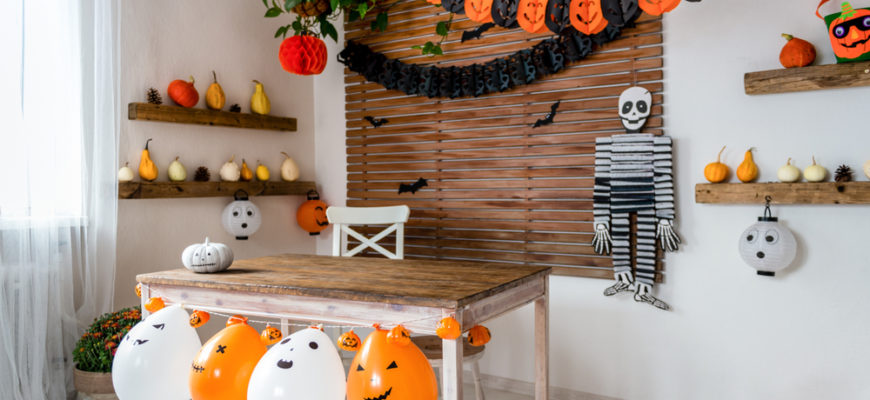 Halloween,Theme,Decorated,Living,Room.,Lifestyle,Halloween,Season,Family,House
